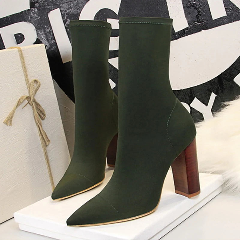 High Heeled Stretch Pointed Toe Boots - Dahlias & Honey 