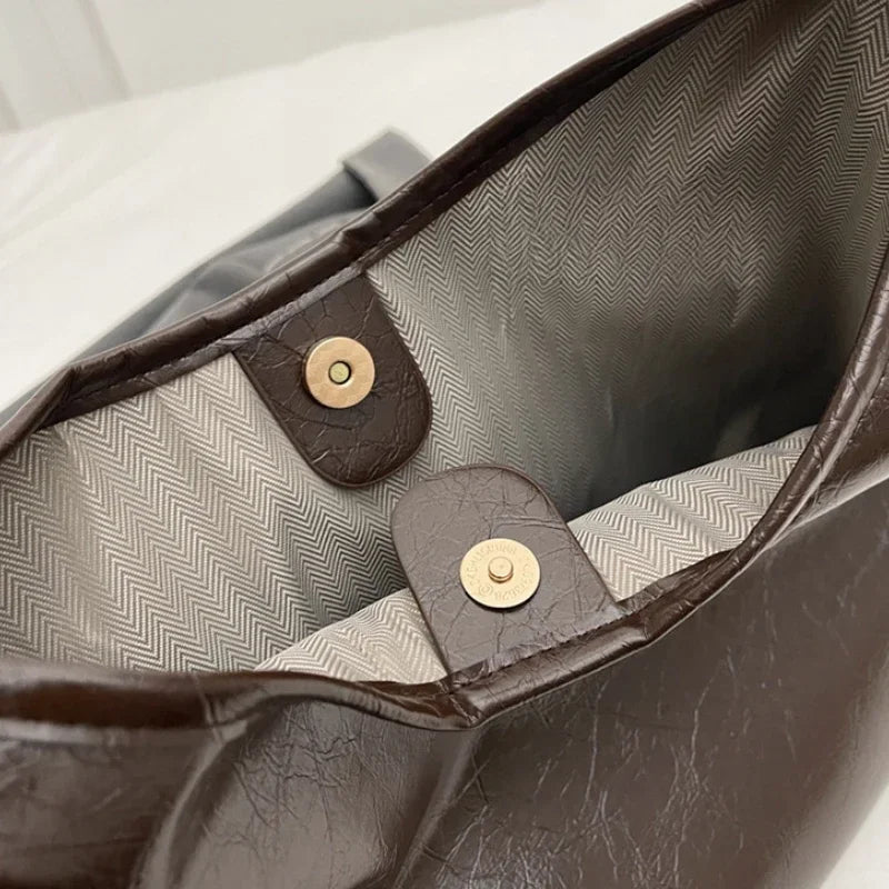 Retro Shoulder Tote Bag - Dahlias & Honey 